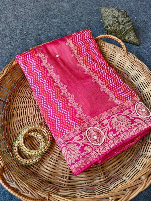 Akshara exquisite elegance Saree supplier in Delhi
